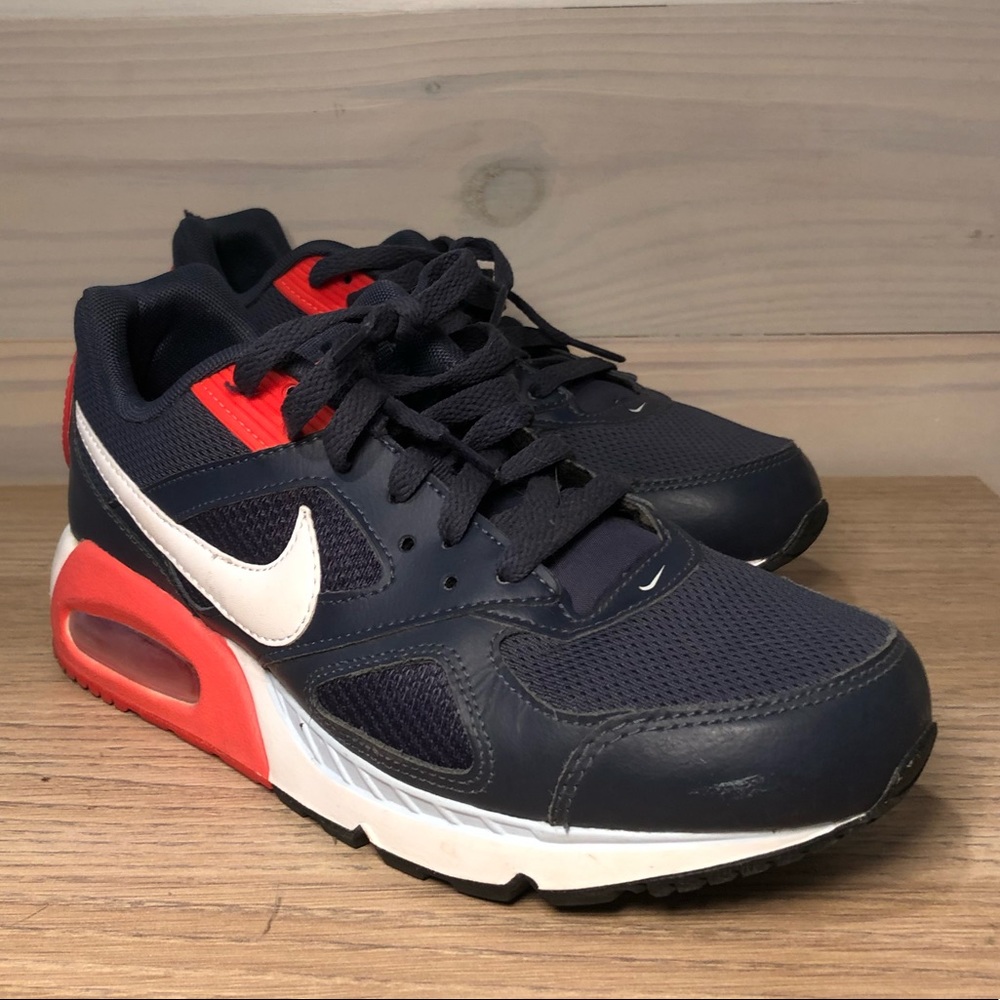 Nike Air Max Ivo